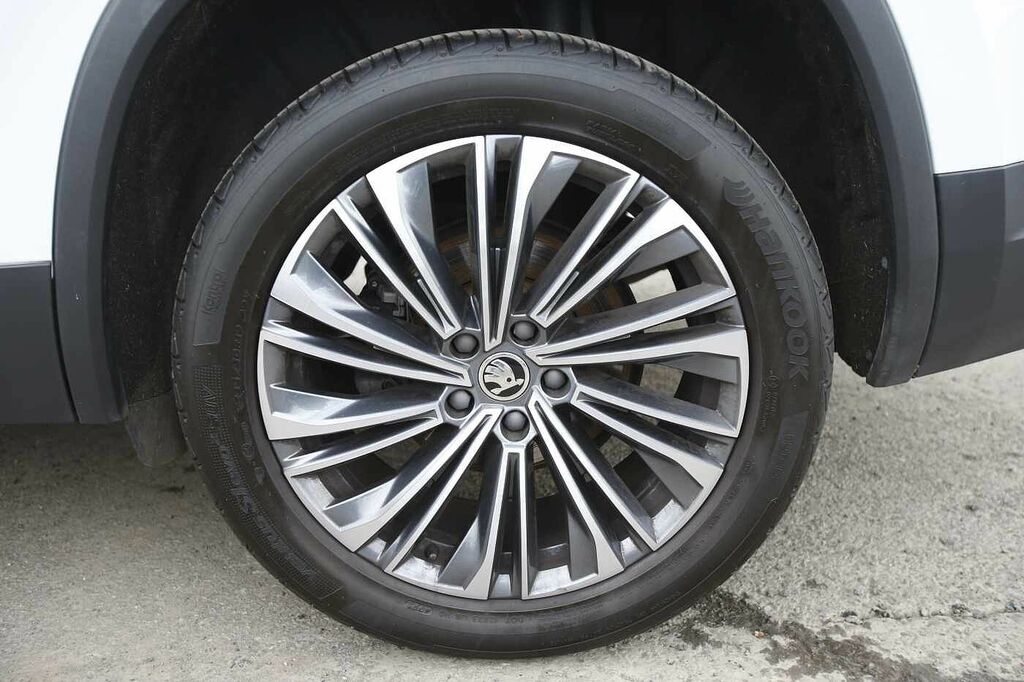 Skoda Kodiaq Se L Executive 7 Seats 1.5 Tsi 150 Ps Dsg GJ74OJA White #5