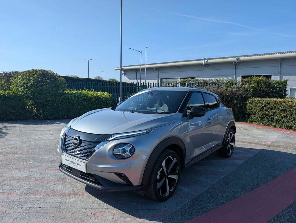 Nissan Juke 1.6 Hybrid Tekna WK73VHT Silver #4