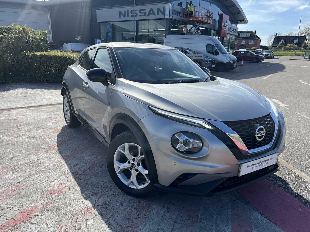 Nissan Juke 1.0 Dig-t 114 N-connecta Silver