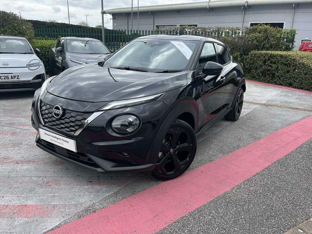 Nissan Juke 1.6 Hybrid Tekna WK75UDD Black #3