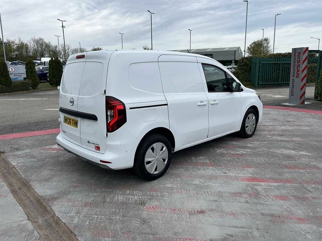 Nissan TOWNSTAR 90Kw Tekna Van 45Kwh White #5