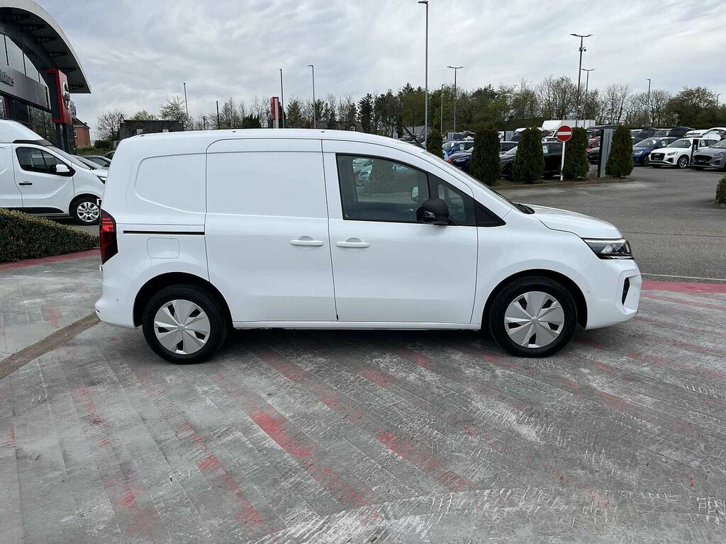 Nissan TOWNSTAR 90Kw Tekna Van 45Kwh White #4
