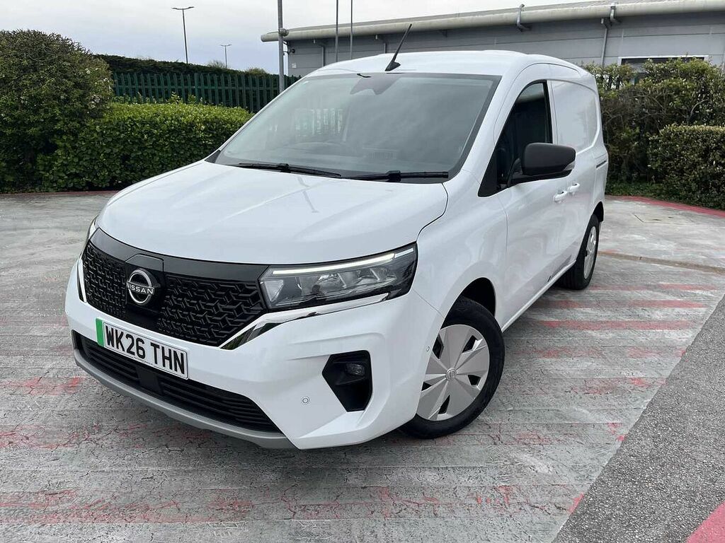 Nissan TOWNSTAR 90Kw Tekna Van 45Kwh White #3