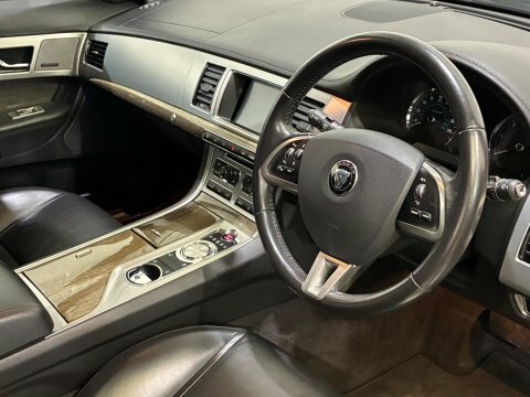 Jaguar XF 3.0D V6 Premium UFZ9259 Brown #3