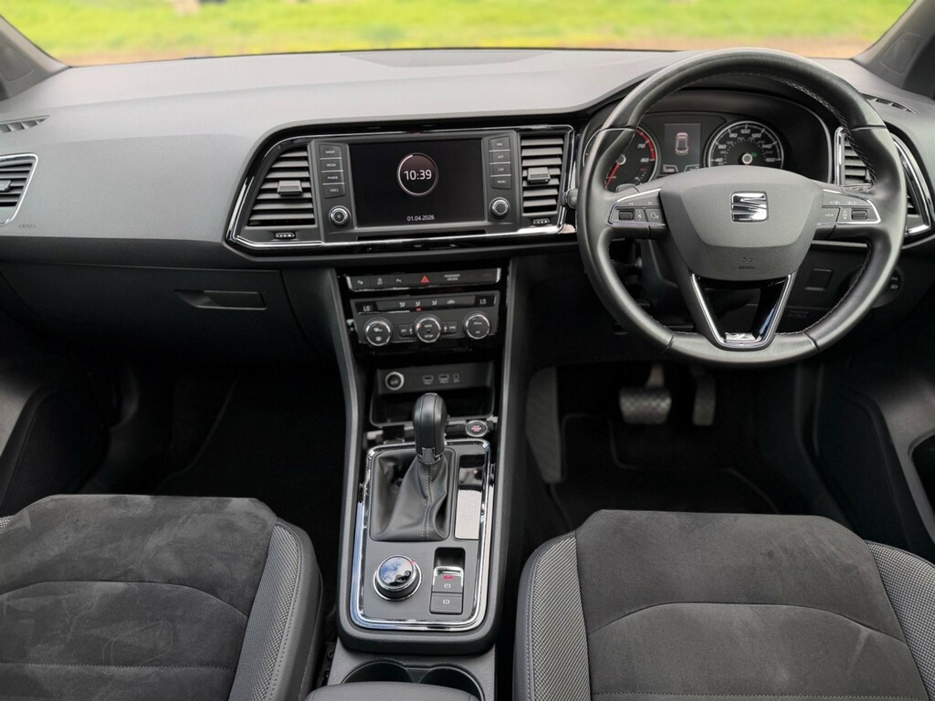 Seat Ateca 2019 2.0 Tsi Xcellence Dsg 4Drive Euro 6 Ss LY19OCC Black #2