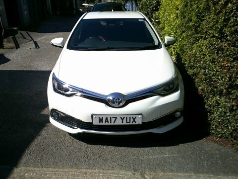 Toyota Auris 2017 17 Vvt-i White #6