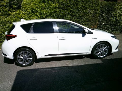 Toyota Auris 2017 17 Vvt-i White #4