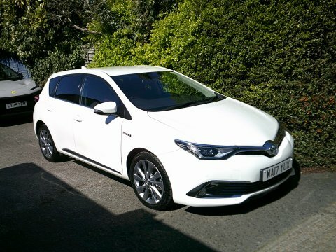Toyota Auris 2017 17 Vvt-i White