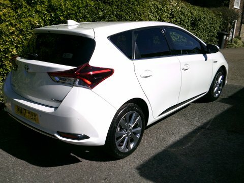 Toyota Auris 2017 17 Vvt-i White #2