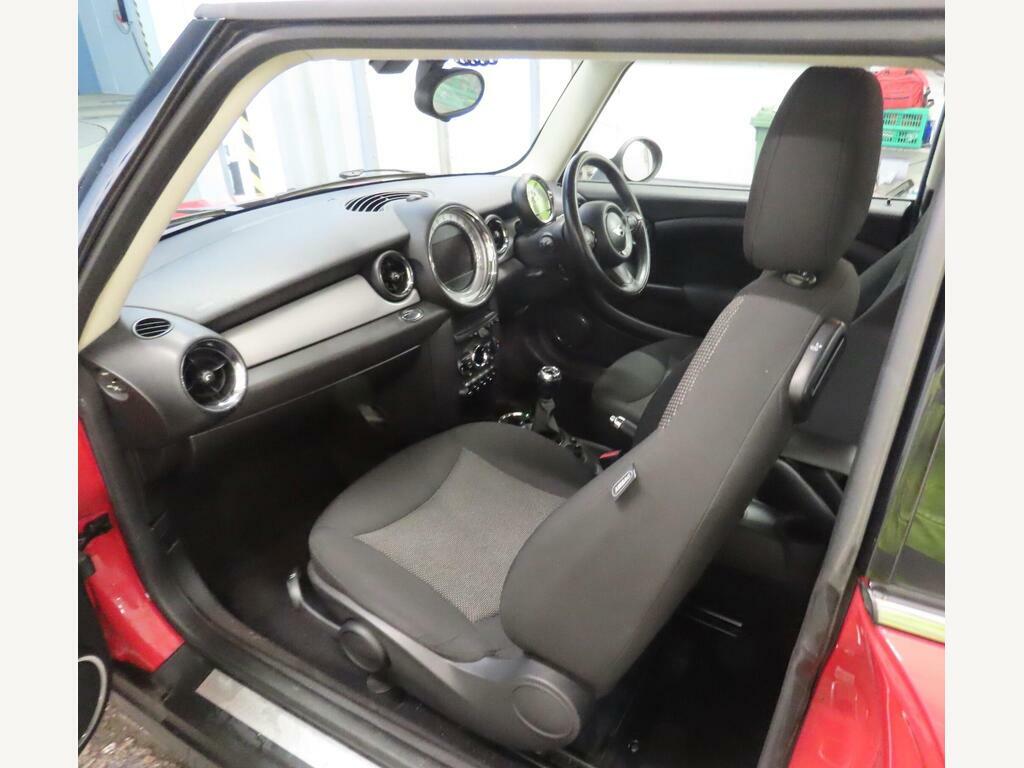 Mini Hatch 1.6 Cooper D Euro 5 S S EJ62WUW Red #5