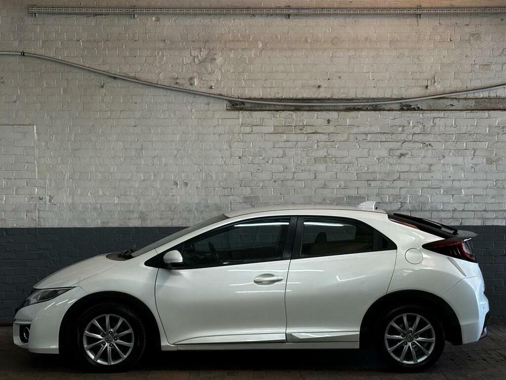 Honda Civic 1.6 I-dtec Se Plus Navi Euro 5 S S NL65RSU White #6