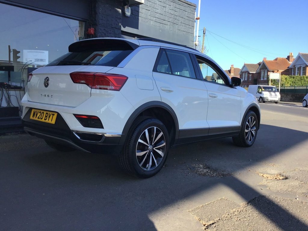 Volkswagen T-Roc Tsi Gpf Se Suv WV20BYT White #2