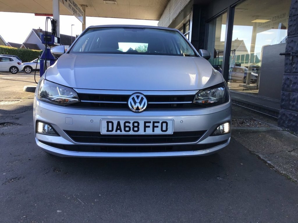 Volkswagen Polo Tsi Gpf Sel Hatchback DA68FFO Silver #2