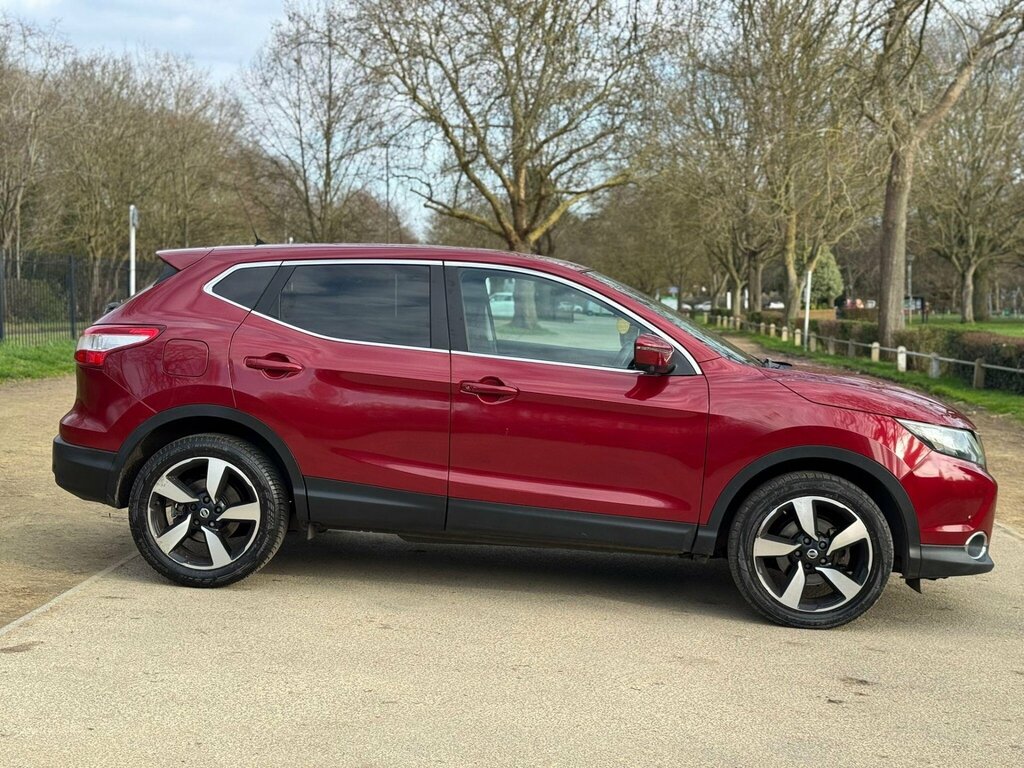 Nissan Qashqai 1.2 Dig-t N-connecta 2Wd Euro 6 Ss GY16BBV Red #5