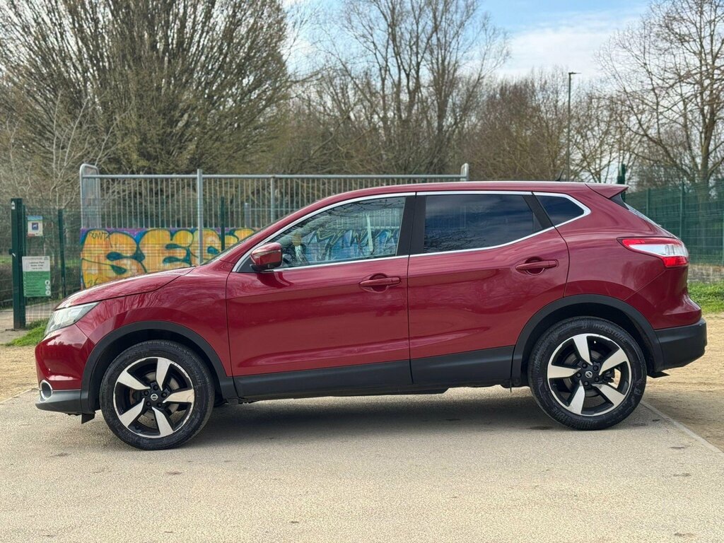 Nissan Qashqai 1.2 Dig-t N-connecta 2Wd Euro 6 Ss GY16BBV Red #6