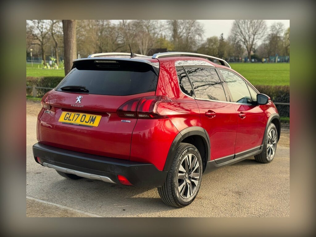 Peugeot 2008 1.2 Puretech Allure Euro 6 GL17OJM Red #3