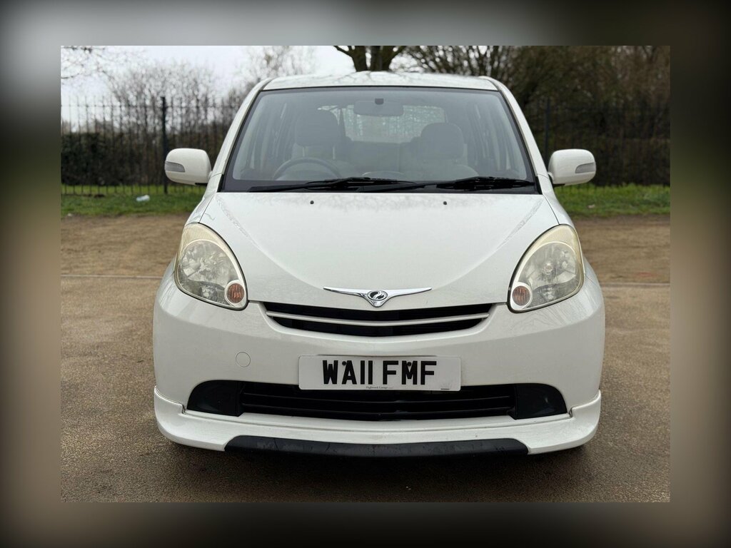 Perodua Myvi 1.3 Sxi Sport White #5