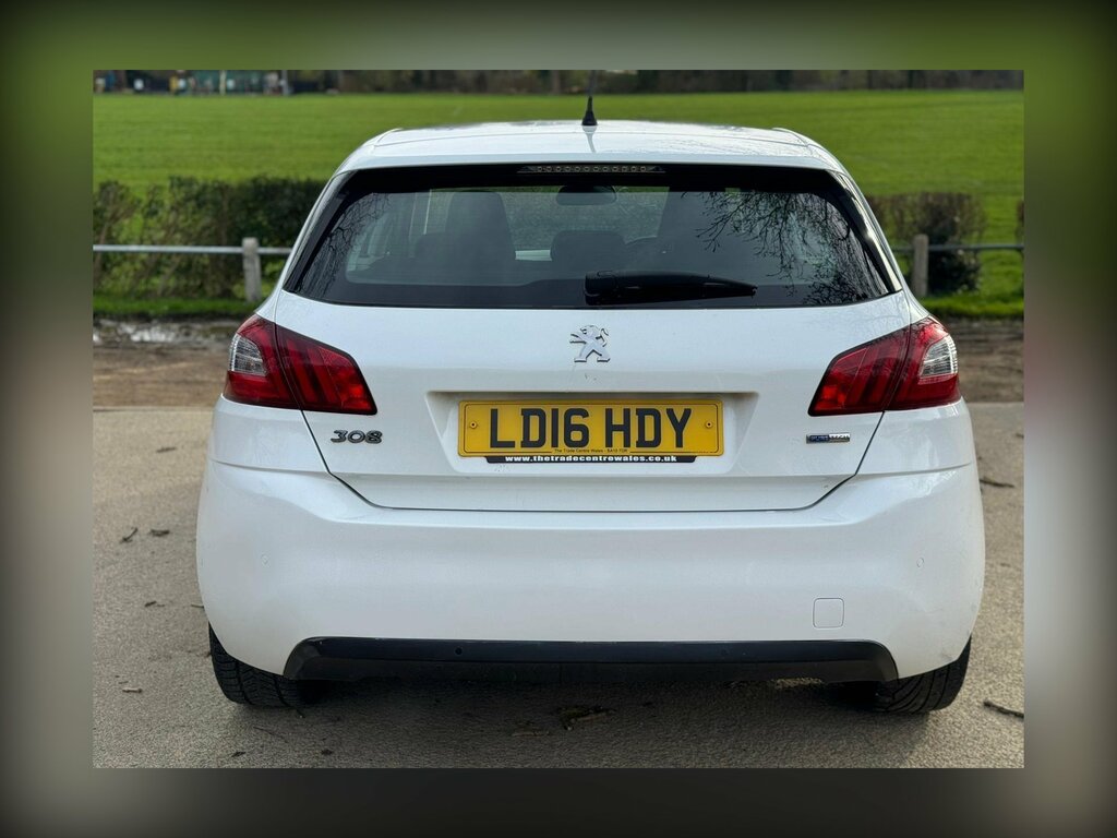 Peugeot 308 1.2 Puretech Allure Euro 6 Ss LD16HDY White #6