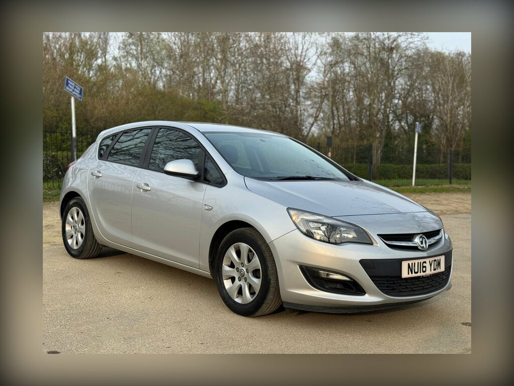 Vauxhall Astra 1.6 Cdti Ecoflex 94G Design Euro 6 Ss Silver