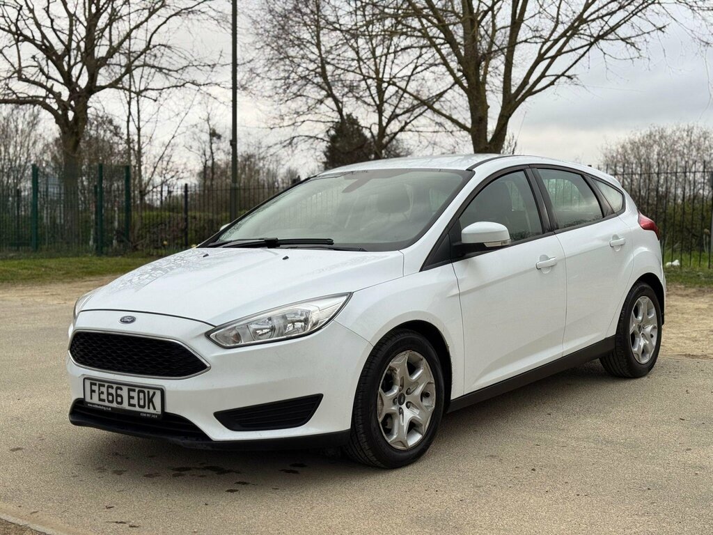Ford Focus 1.0T Ecoboost 99G Style Euro 6 Ss FE66EOK White #2