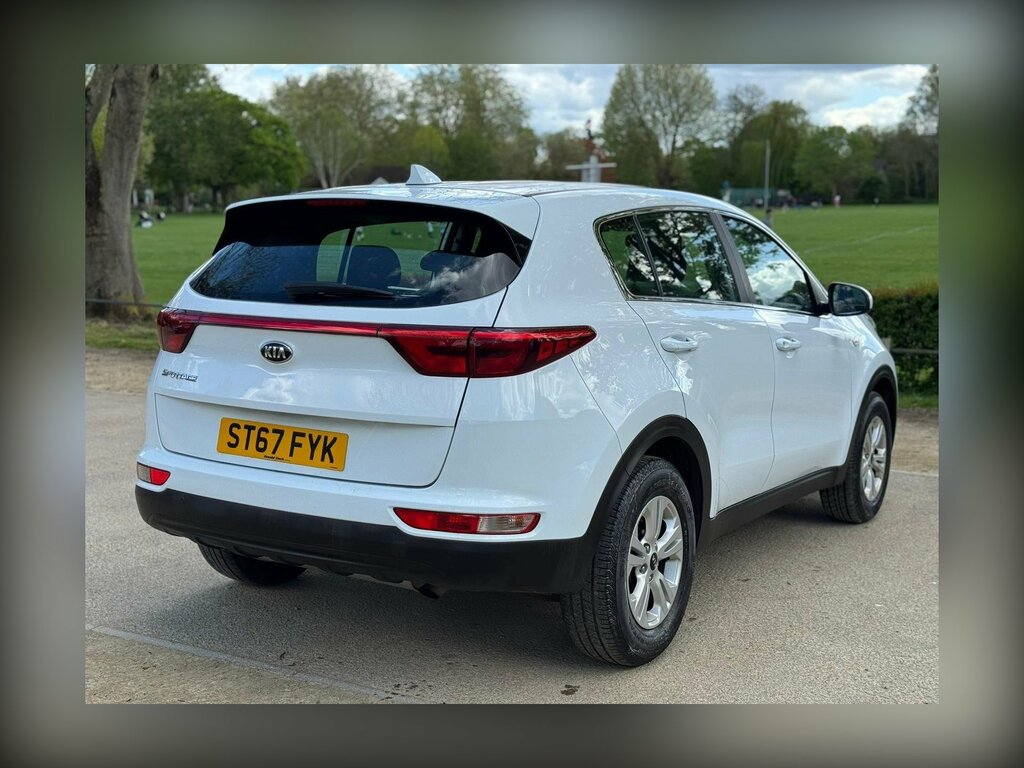 Kia Sportage 1.6 Gdi 1 Euro 6 Ss ST67FYK White #3
