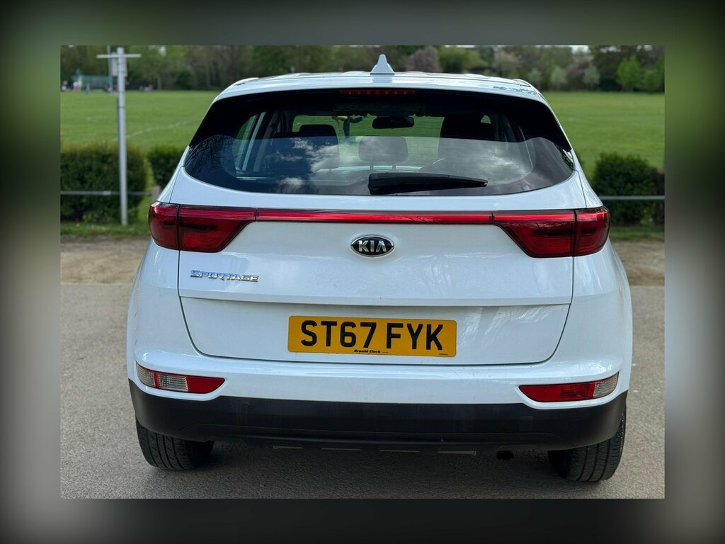 Kia Sportage 1.6 Gdi 1 Euro 6 Ss ST67FYK White #6
