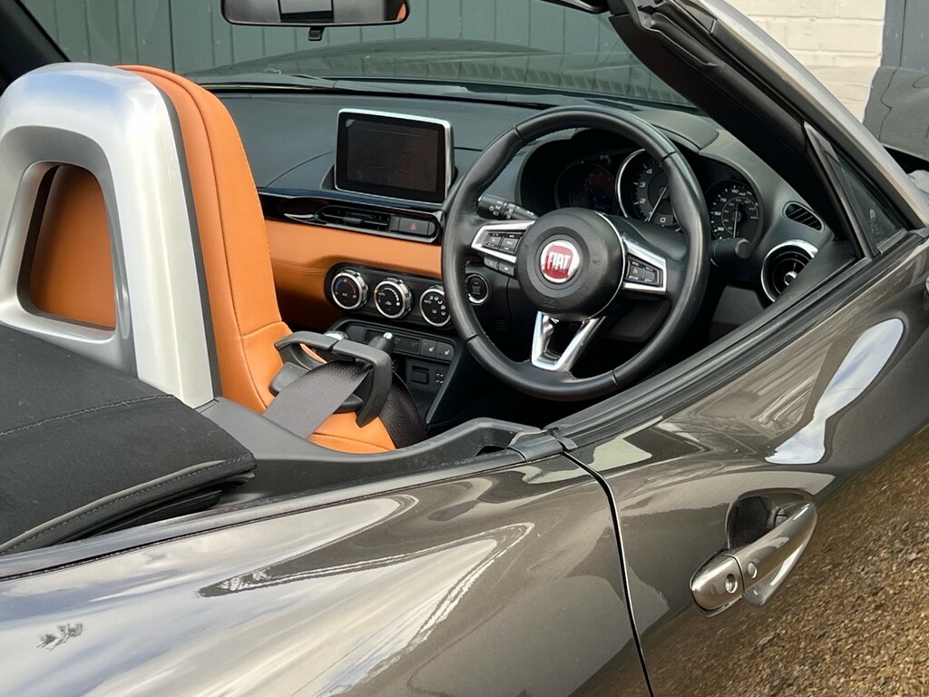 Fiat 124 Spider 1.4 Multiair Lusso Convertible Euro 6 Brown #4