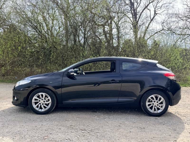 Renault Megane 1.6 16V 110 Expression - 2012 62 Black #2