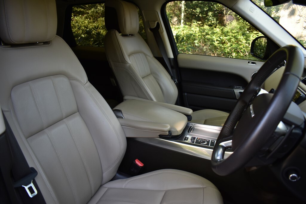 Land Rover Range Rover Sport 3.0 L Hse GY21JYZ Black #2