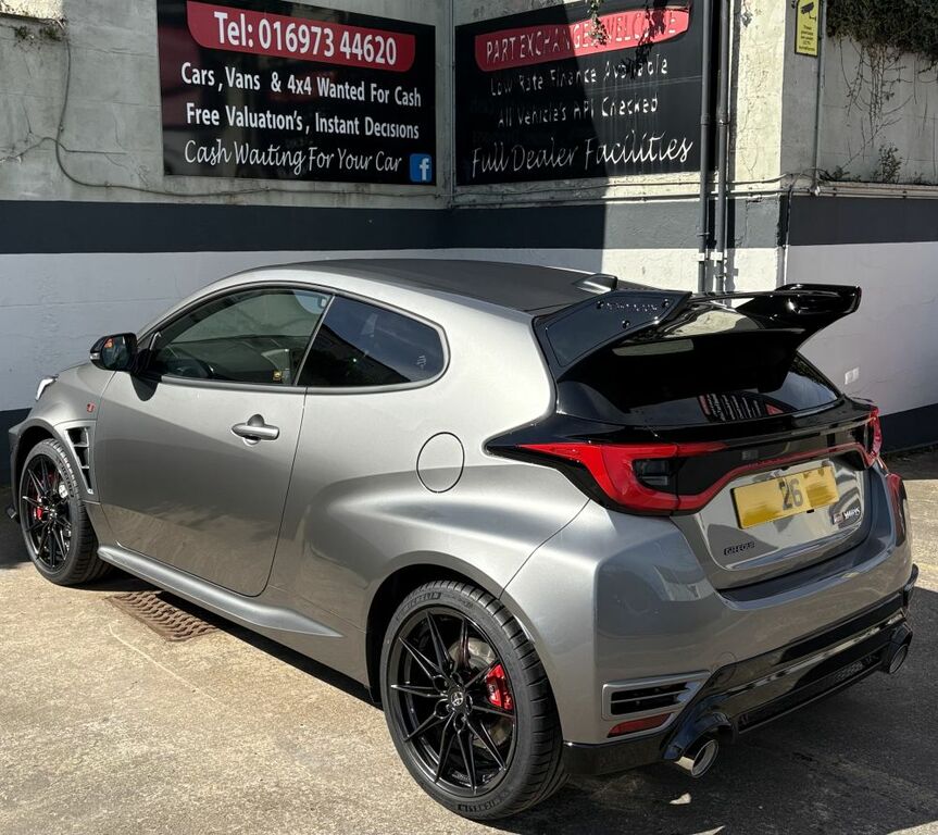 Toyota Yaris Hatchback  Grey #6