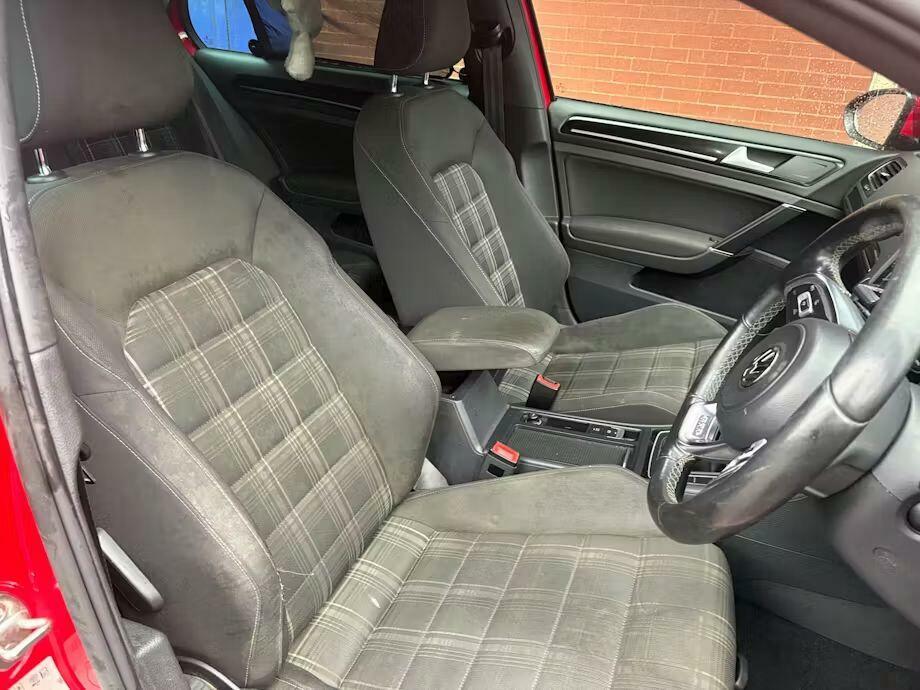 Volkswagen Golf 2.0 Tdi Bluemotion Tech Gtd Euro 6 Ss HA11XES Red #6