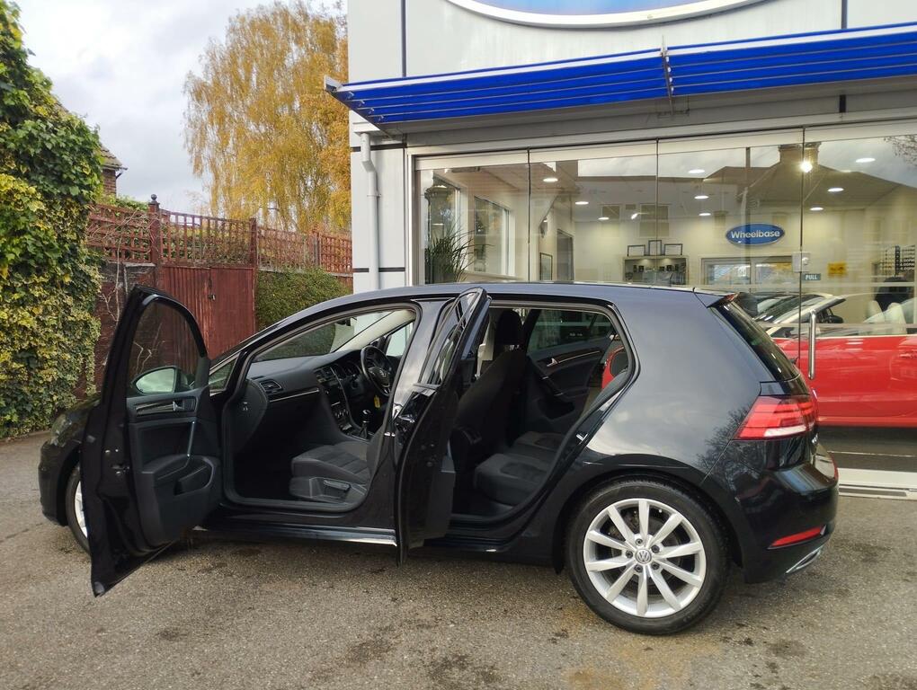 Volkswagen Golf 1.6 Tdi Gt Euro 6 Ss ML67AFX Black #5