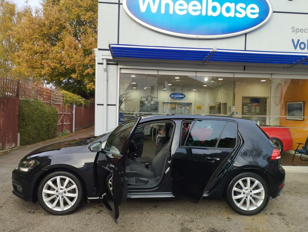 Volkswagen Golf 1.6 Tdi Gt Euro 6 Ss ML67AFX Black #4