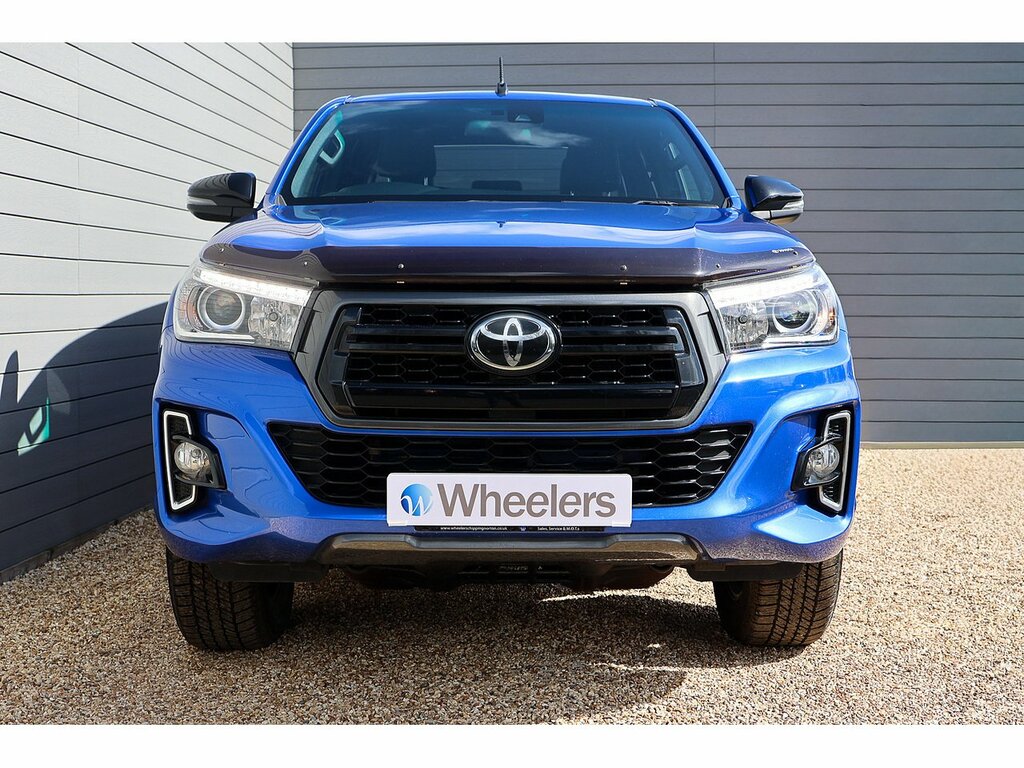 Toyota HILUX D-4d Invincible X YD69FGV Blue #4