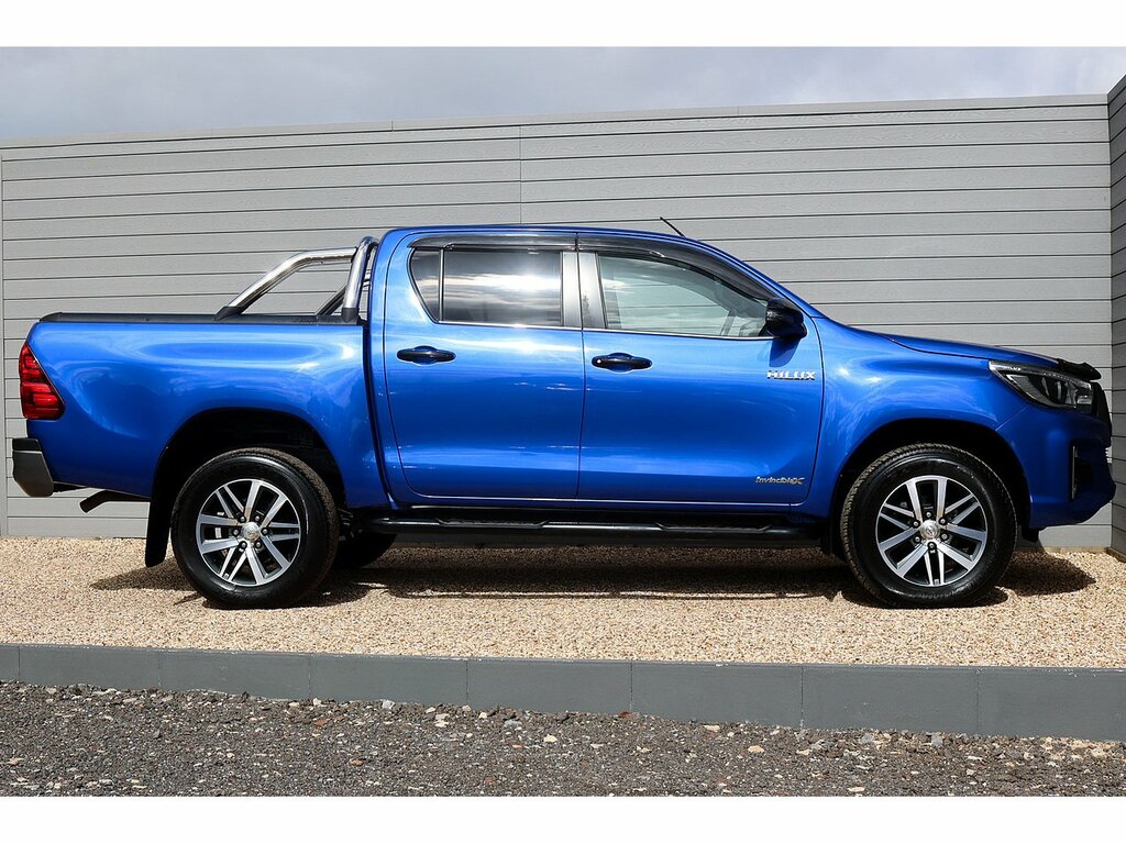 Toyota HILUX D-4d Invincible X YD69FGV Blue #6