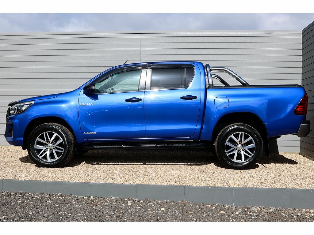 Toyota HILUX D-4d Invincible X YD69FGV Blue #5