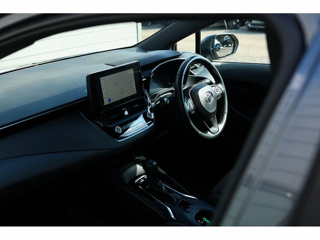 Toyota Corolla Vvt-h FP73OGJ Grey #2