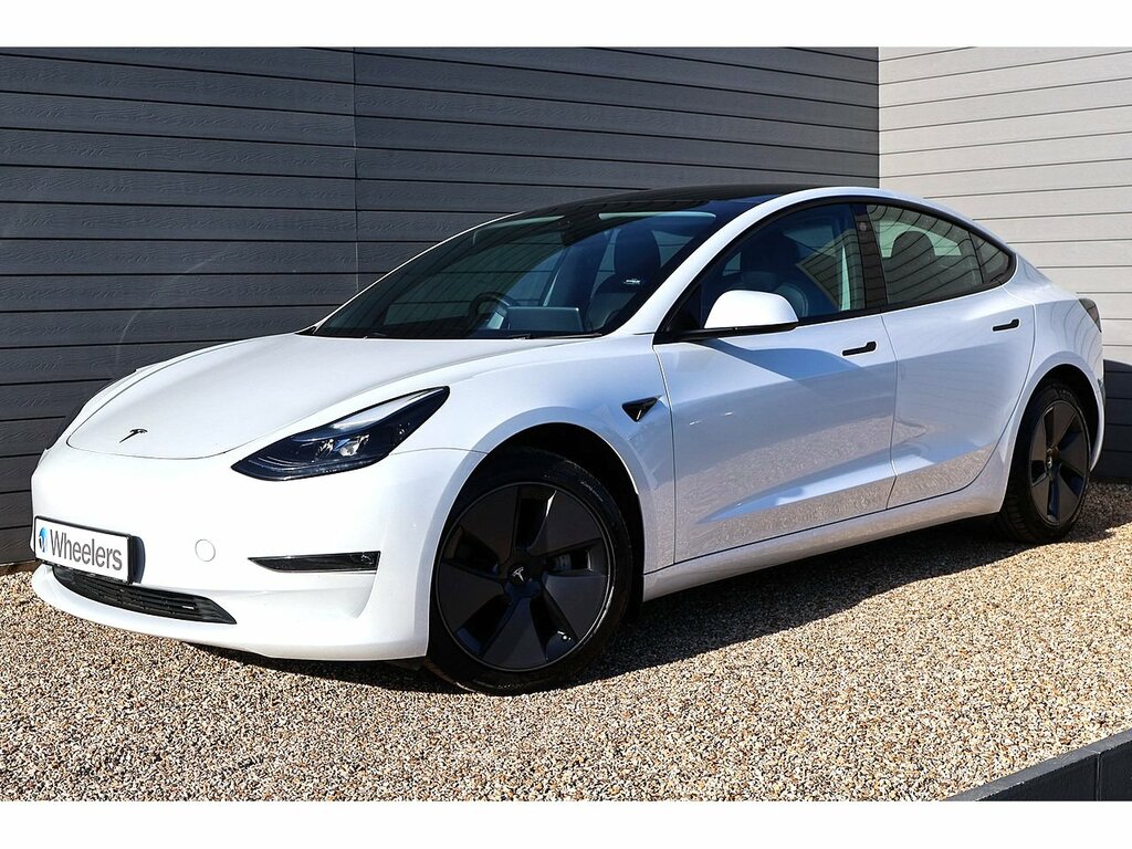 Tesla Model 3 Long Range White