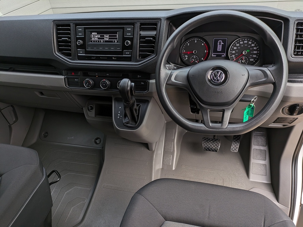 Volkswagen Crafter Tdi Cr35 White #2