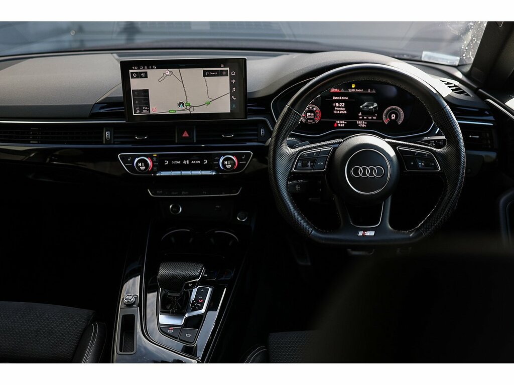 Audi A5 Tfsi Black Edition DE72HKW Blue #2