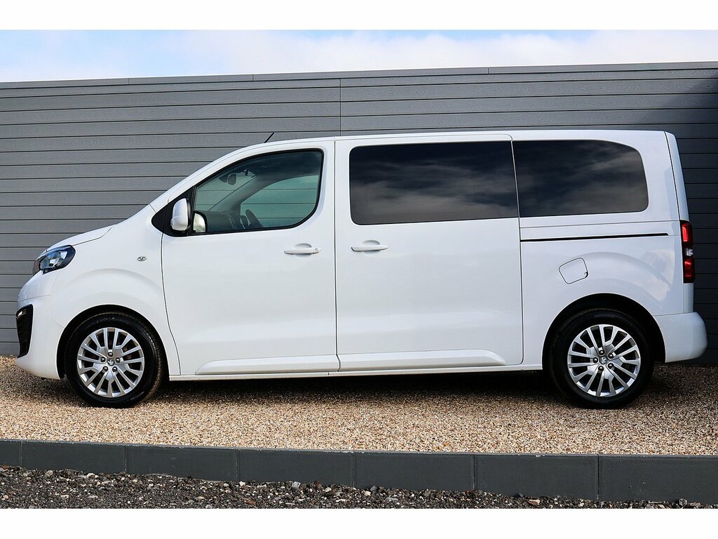 Peugeot Traveller Bluehdi Active White #5