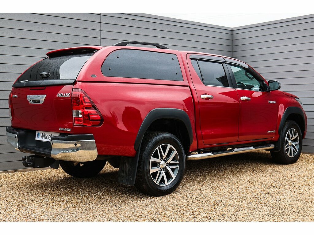 Toyota HILUX D-4d Invincible X FY68JDJ Red #3