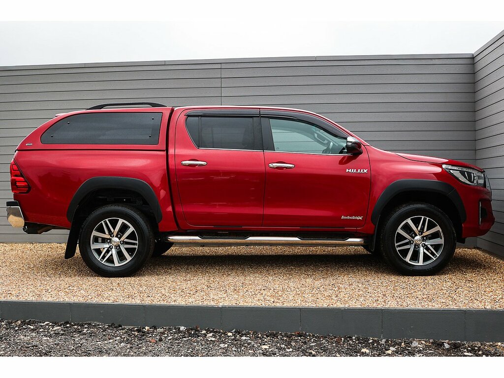 Toyota HILUX D-4d Invincible X FY68JDJ Red #6