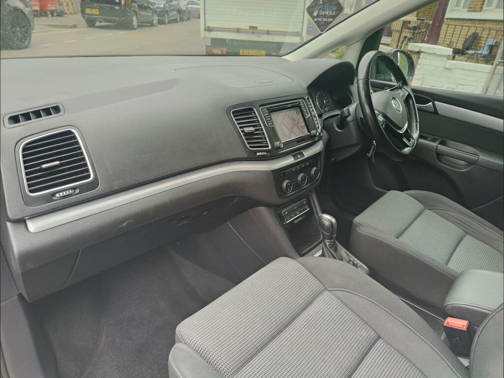 Volkswagen Sharan 2.0 Tdi Bluemotion Tech Se Nav Dsg Euro 6 Ss Black #5