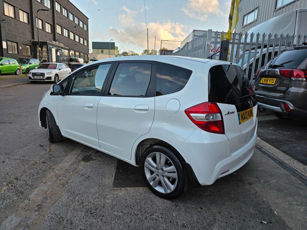 Honda Jazz 1.4 I-vtec Ex Cvt Euro 5 MA13KUN White #2
