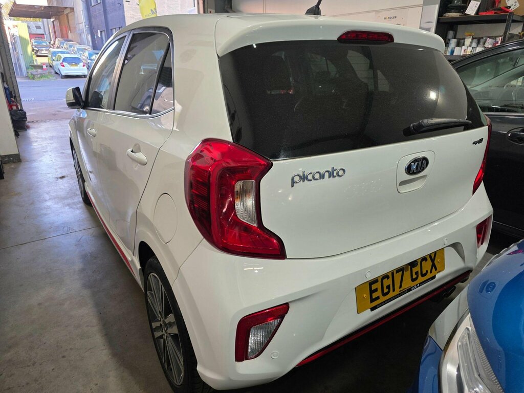 Kia Picanto 1.0 Gt-line Euro 6 EG17GCX White #6