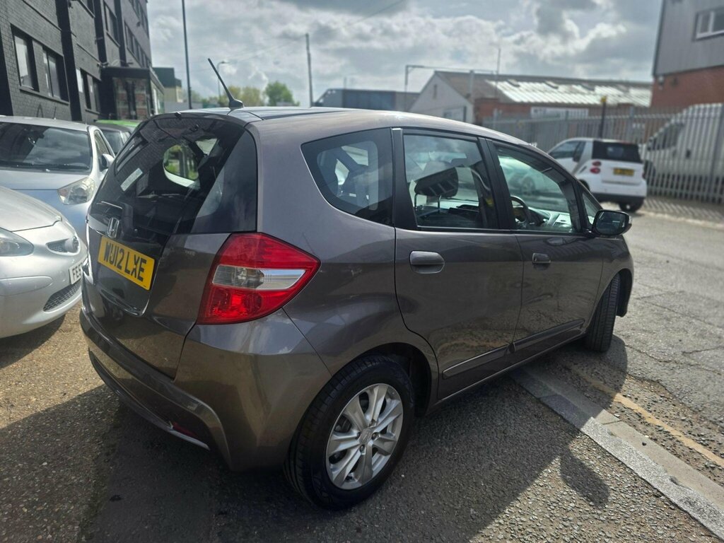 Honda Jazz 1.4 I-vtec Es Cvt Euro 5 WU12LXE Brown #2