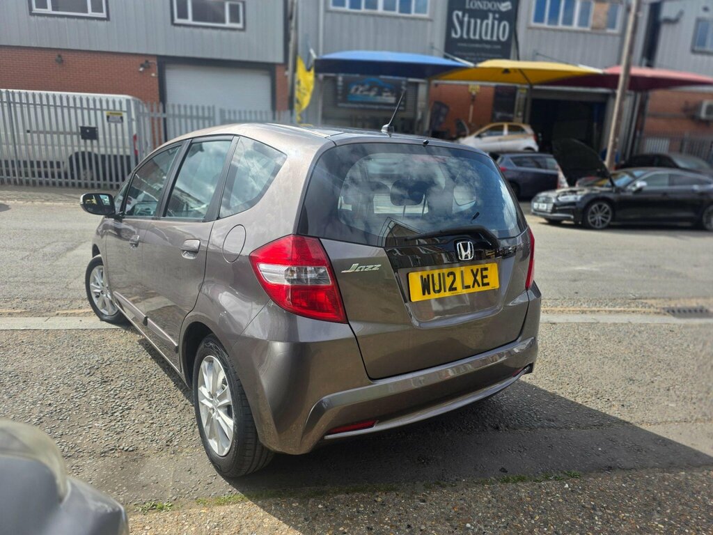 Honda Jazz 1.4 I-vtec Es Cvt Euro 5 WU12LXE Brown #4