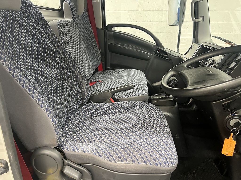 Isuzu 1.9 Tipper 1.9 Tipper LO23JWF White #5