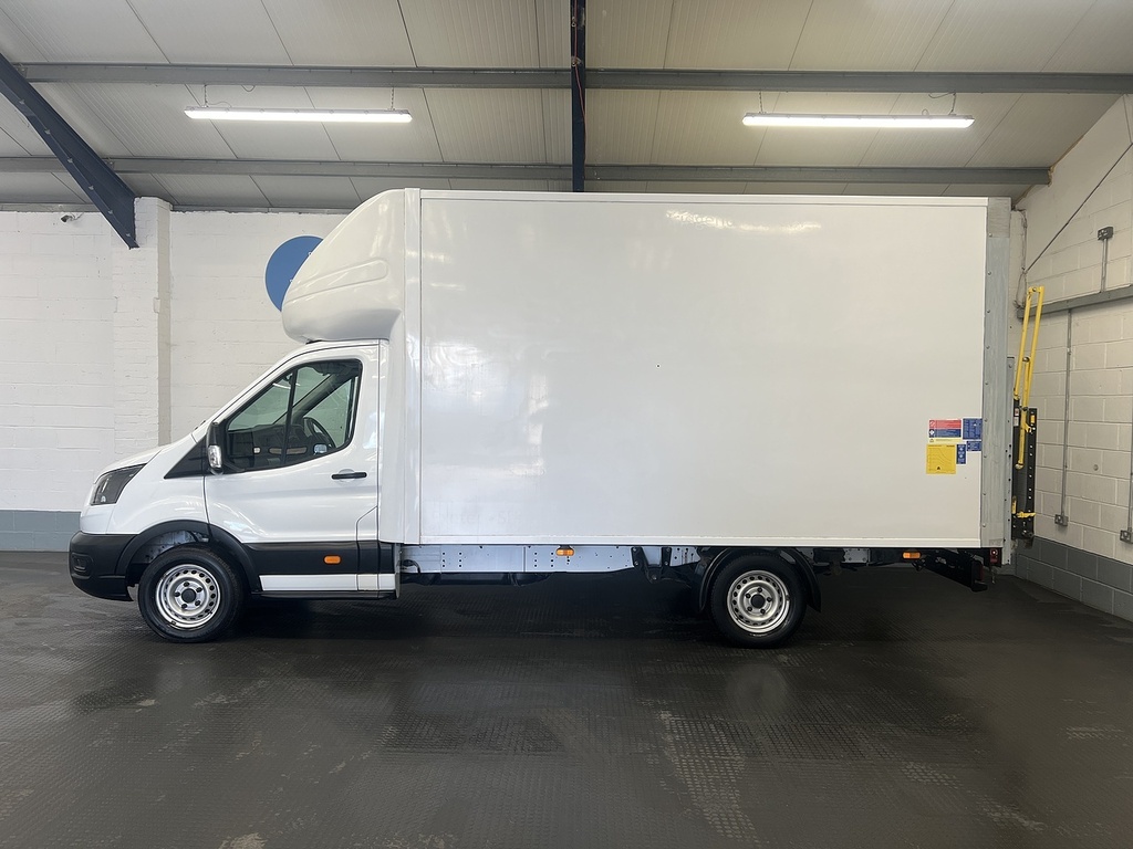 Ford Transit Custom 350 Ecoblue Leader 2.0 Luton CP71KHZ White #2